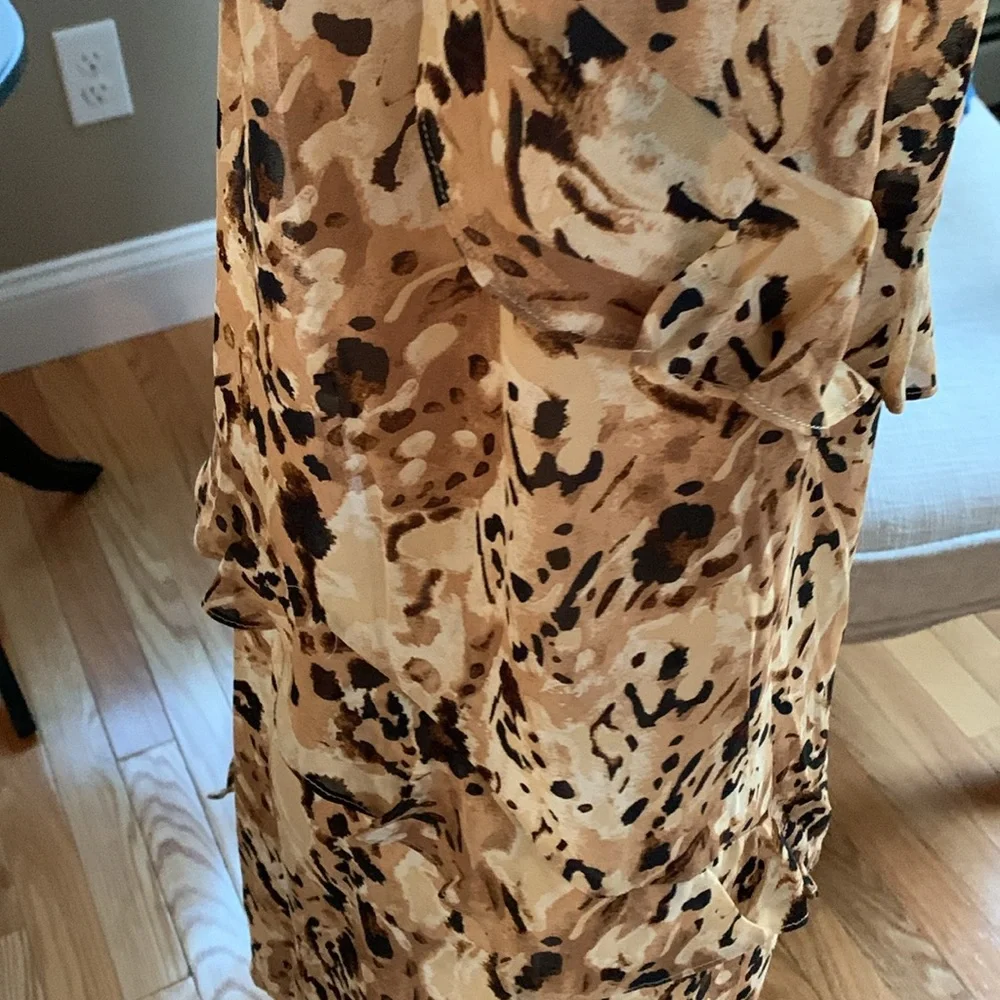 Dress - Picture 8 of 8